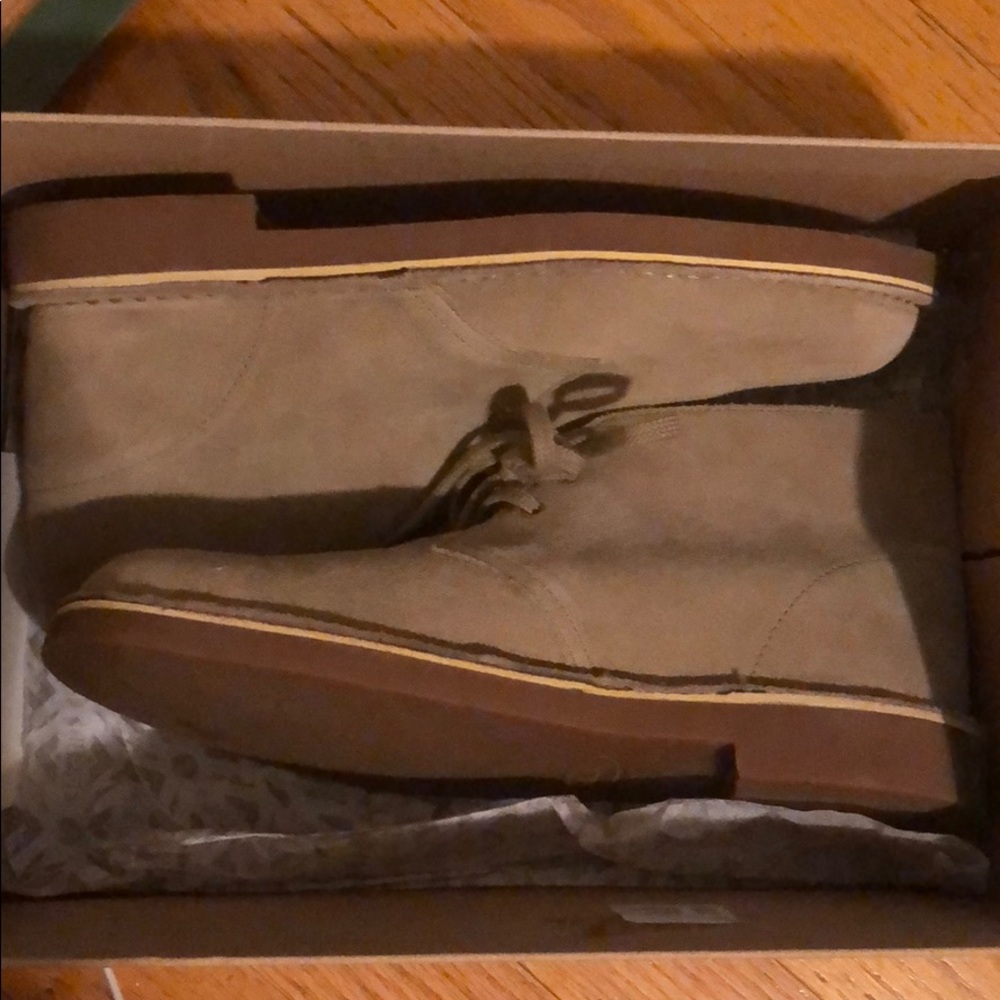 Clark’s bushacre 2 shoes in sand